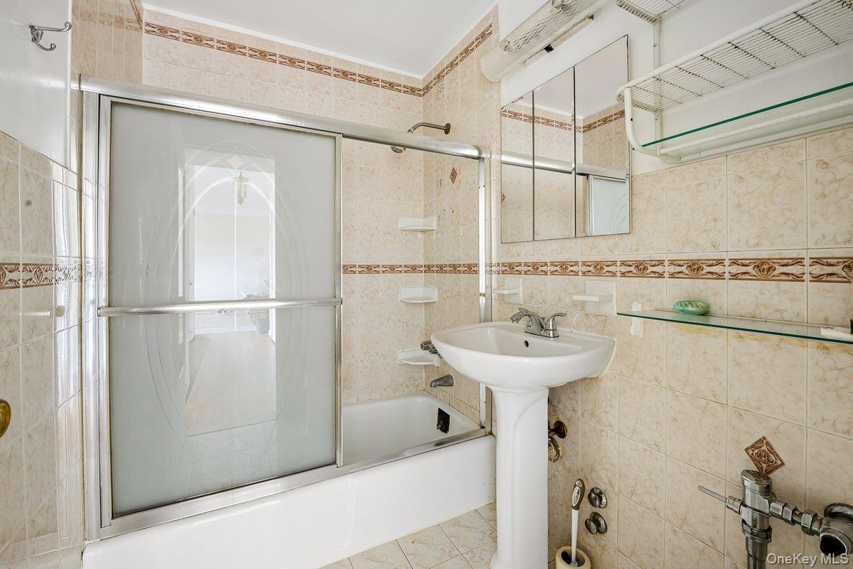 Photo 7 of this property