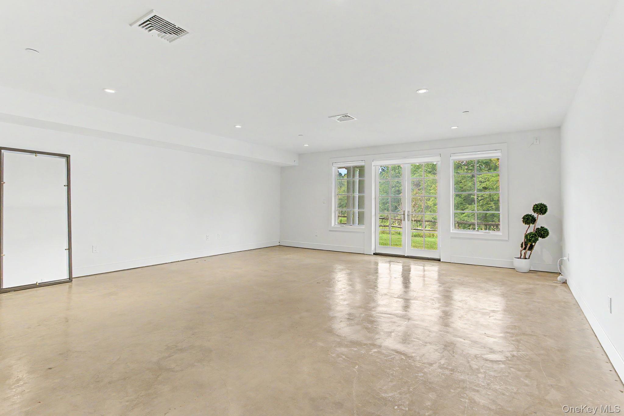 Photo 34 of this property