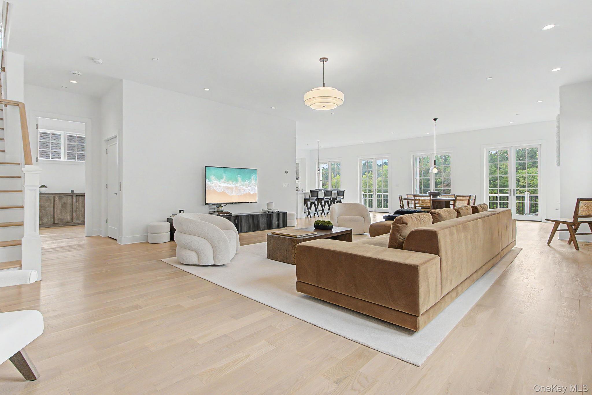 Photo 4 of this property