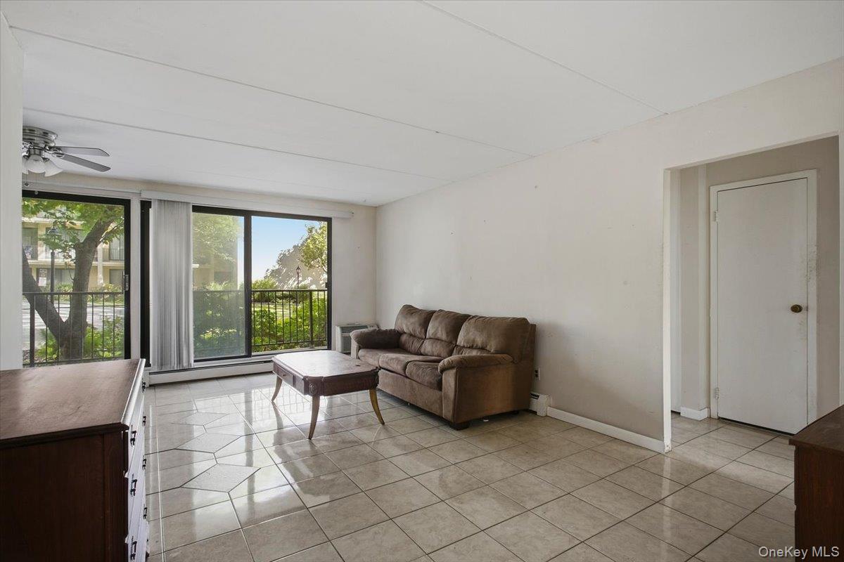 Photo 4 of this property