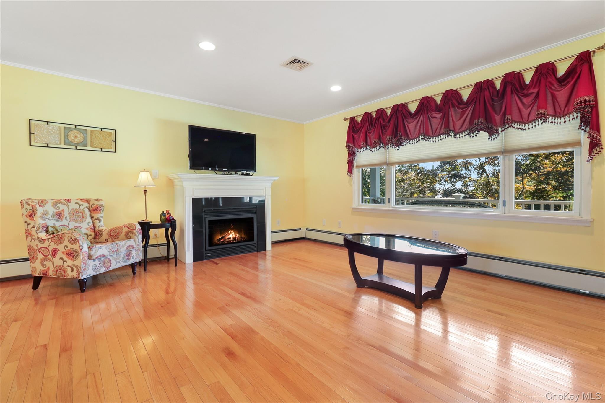 Photo 9 of this property
