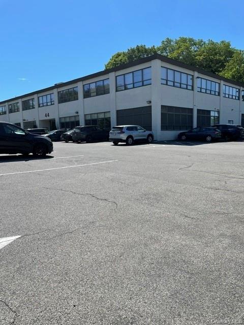 1940 sq/ft of modern office for lease $14.95 per sf ,$2,417 per mo. Cr...