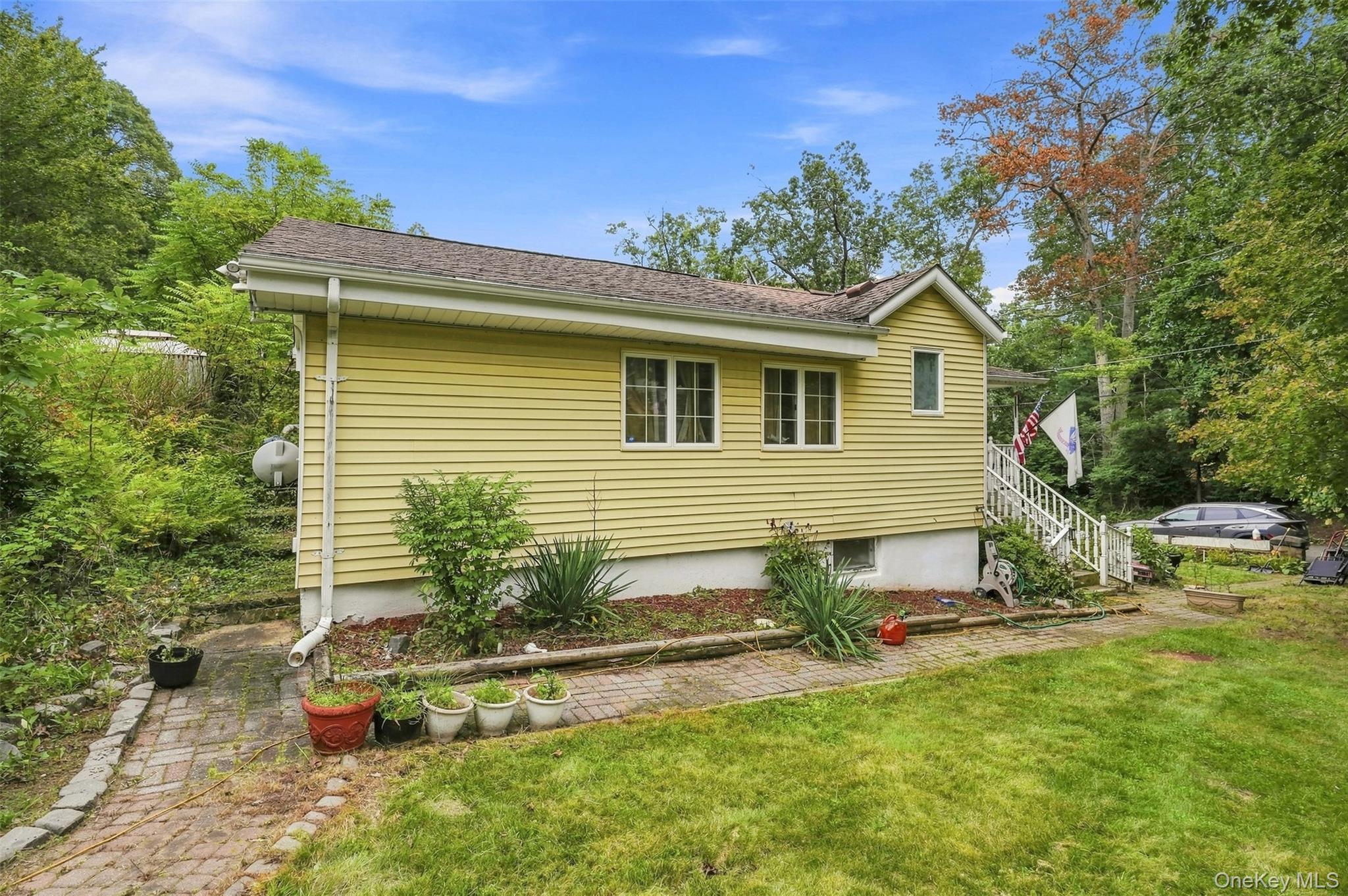 Photo 4 of this property