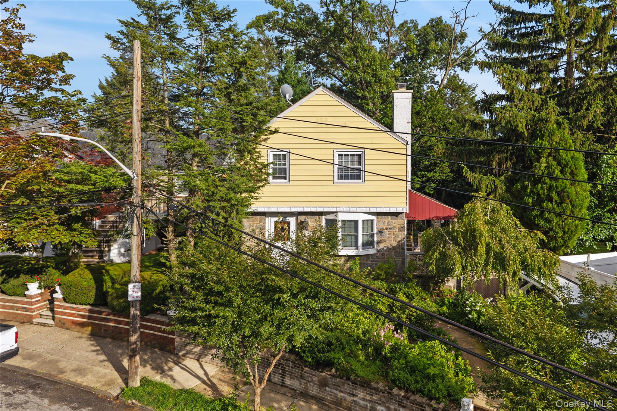 Photo 4 of this property