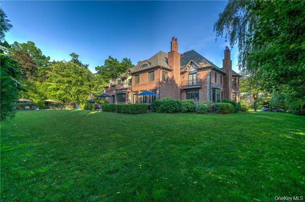 Photo 33 of this property