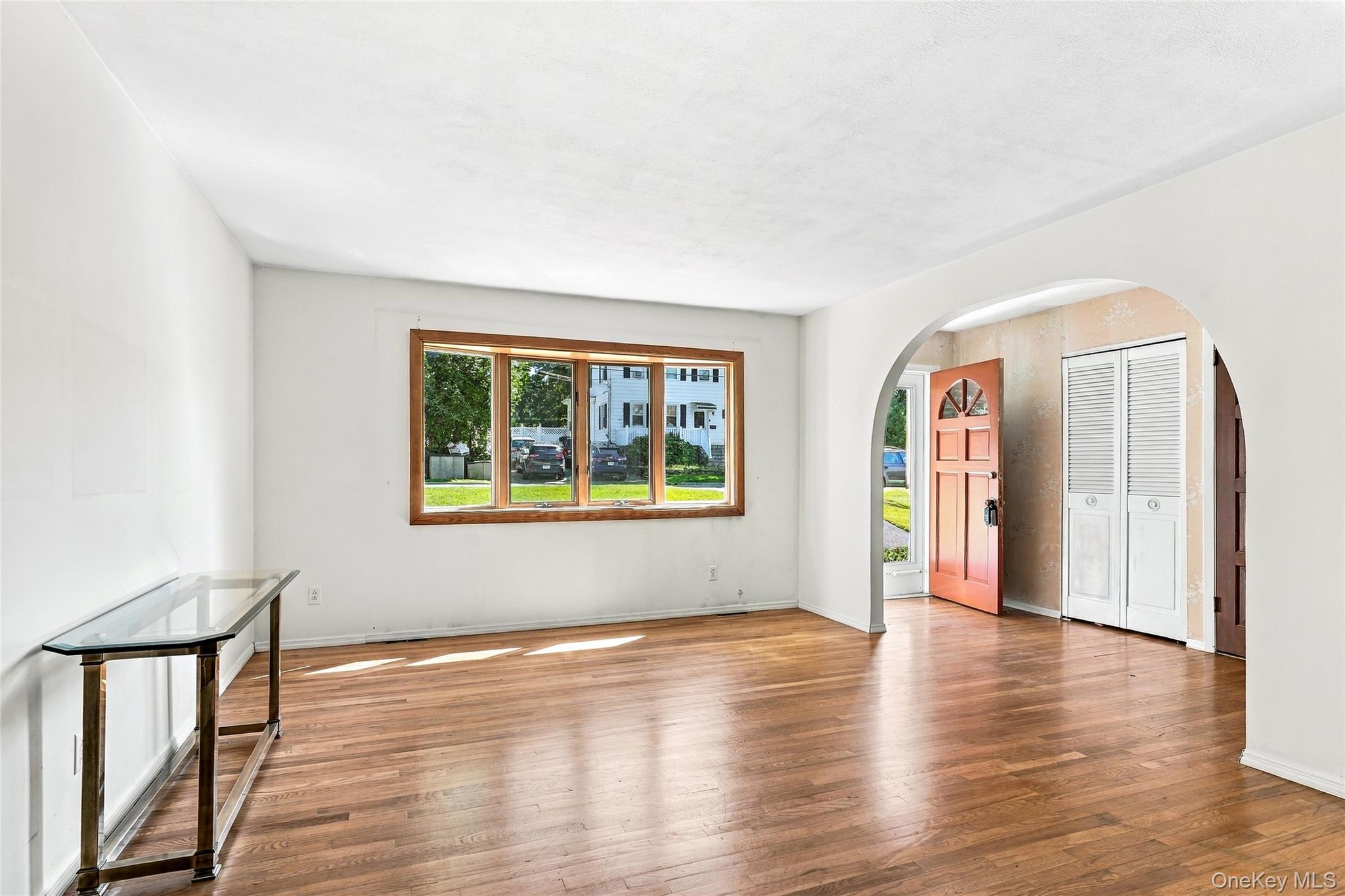 Photo 4 of this property