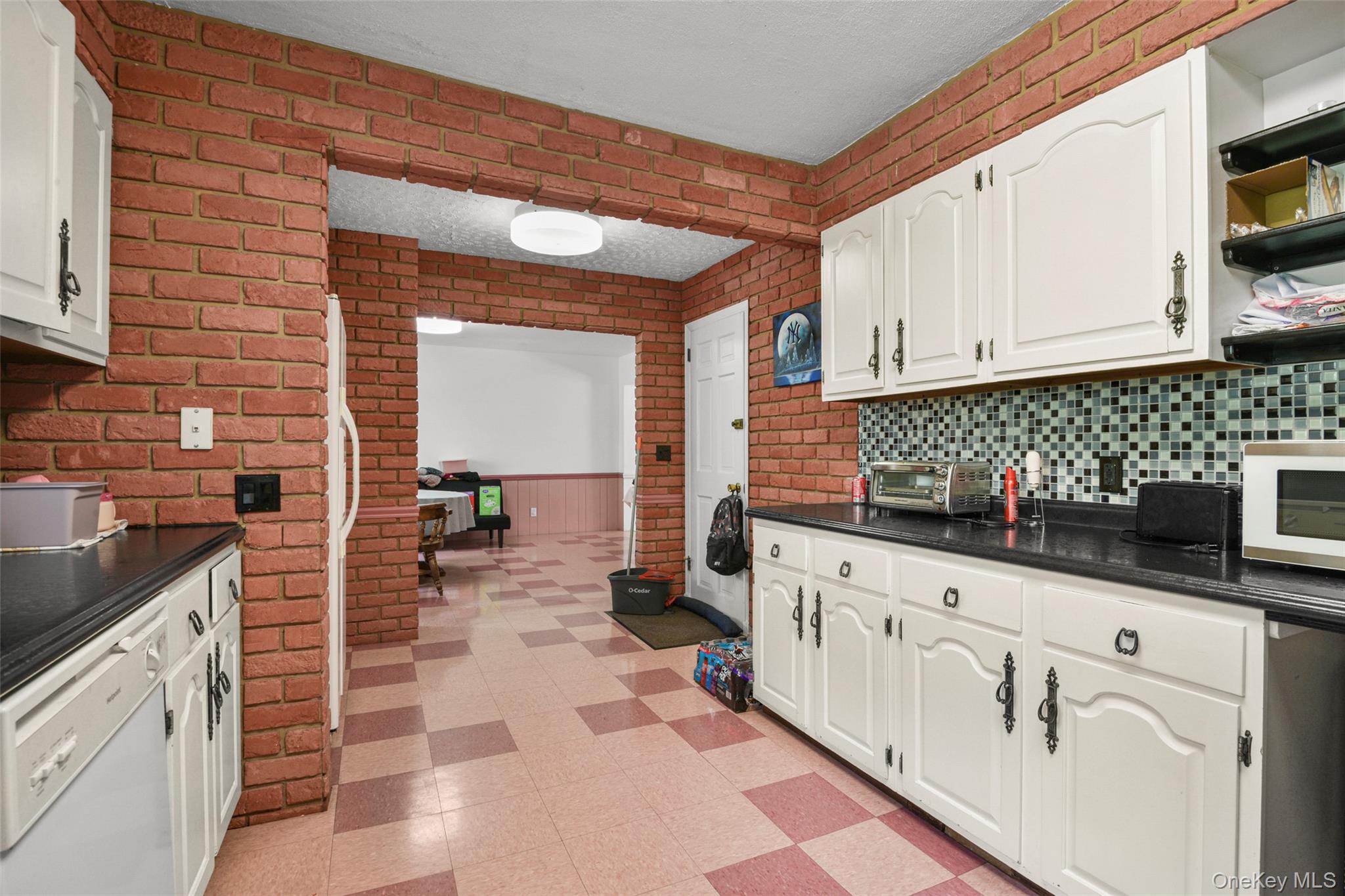 Photo 9 of this property