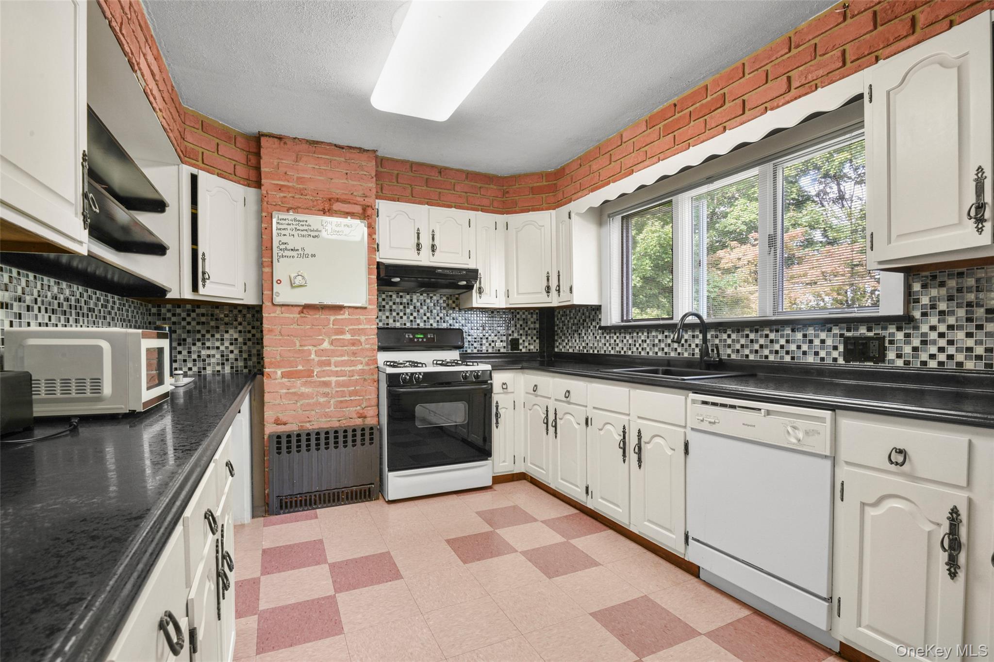Photo 8 of this property