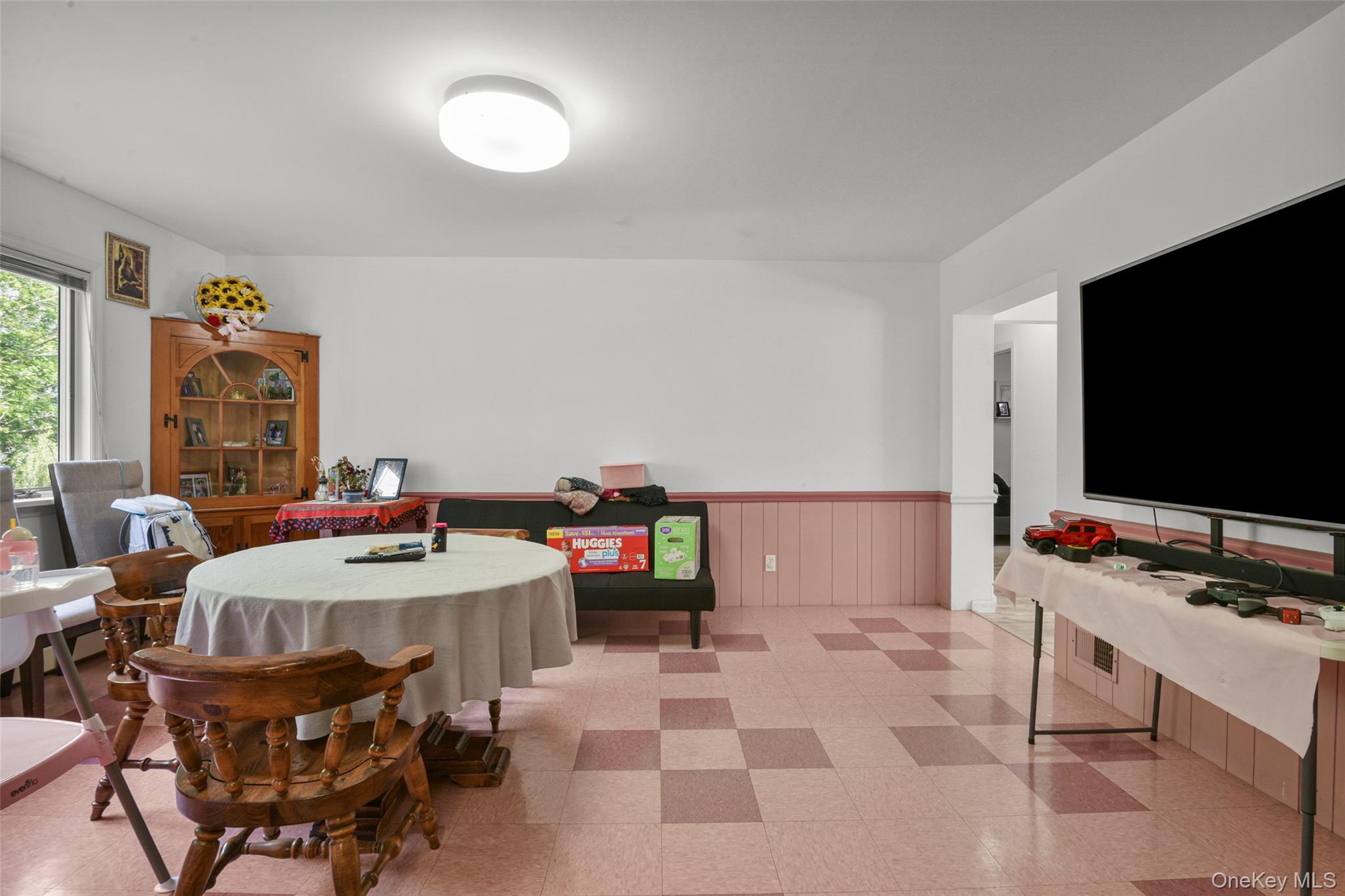 Photo 6 of this property