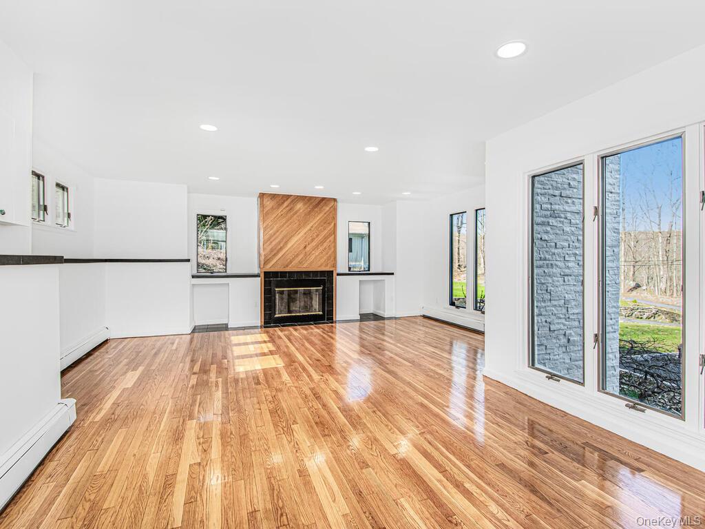 Photo 4 of this property
