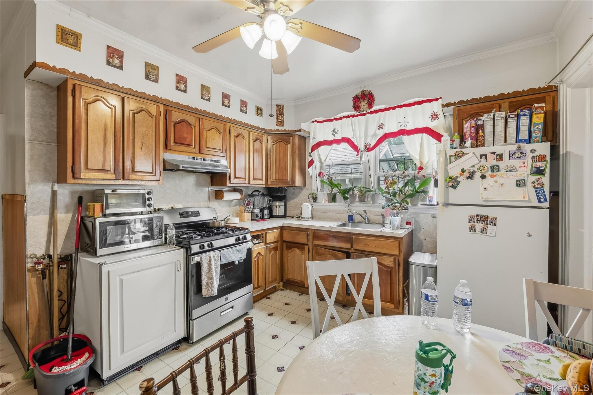 Photo 11 of this property