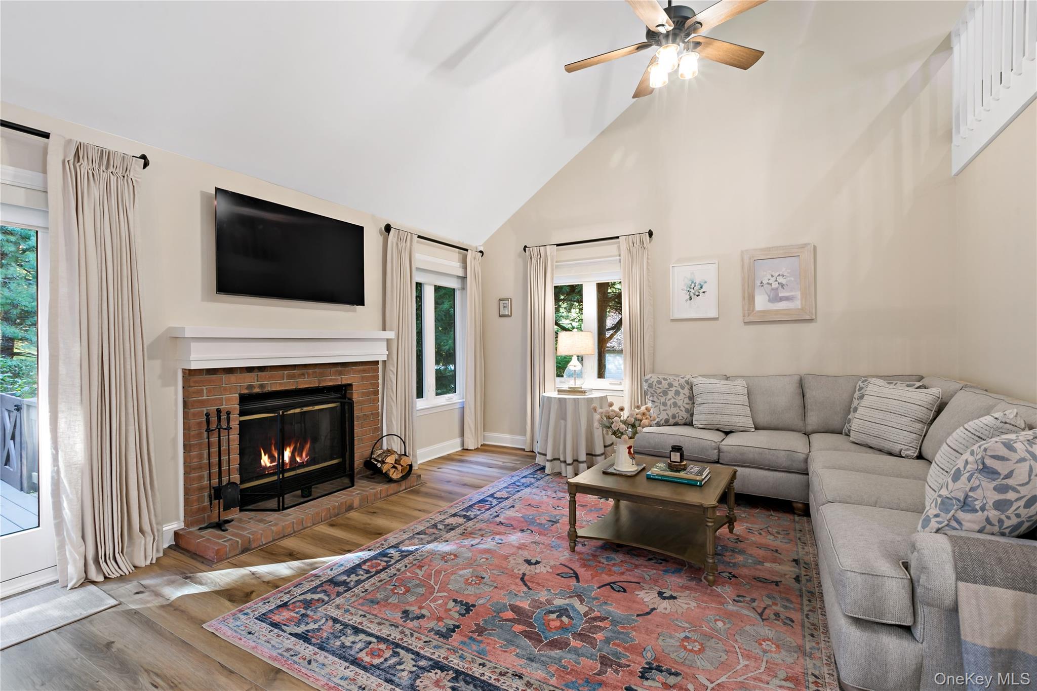 Photo 4 of this property