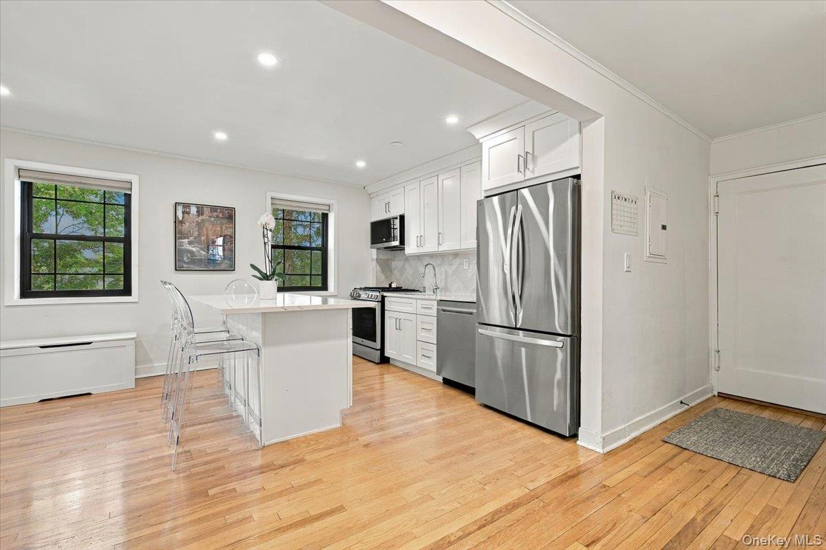 Photo 4 of this property