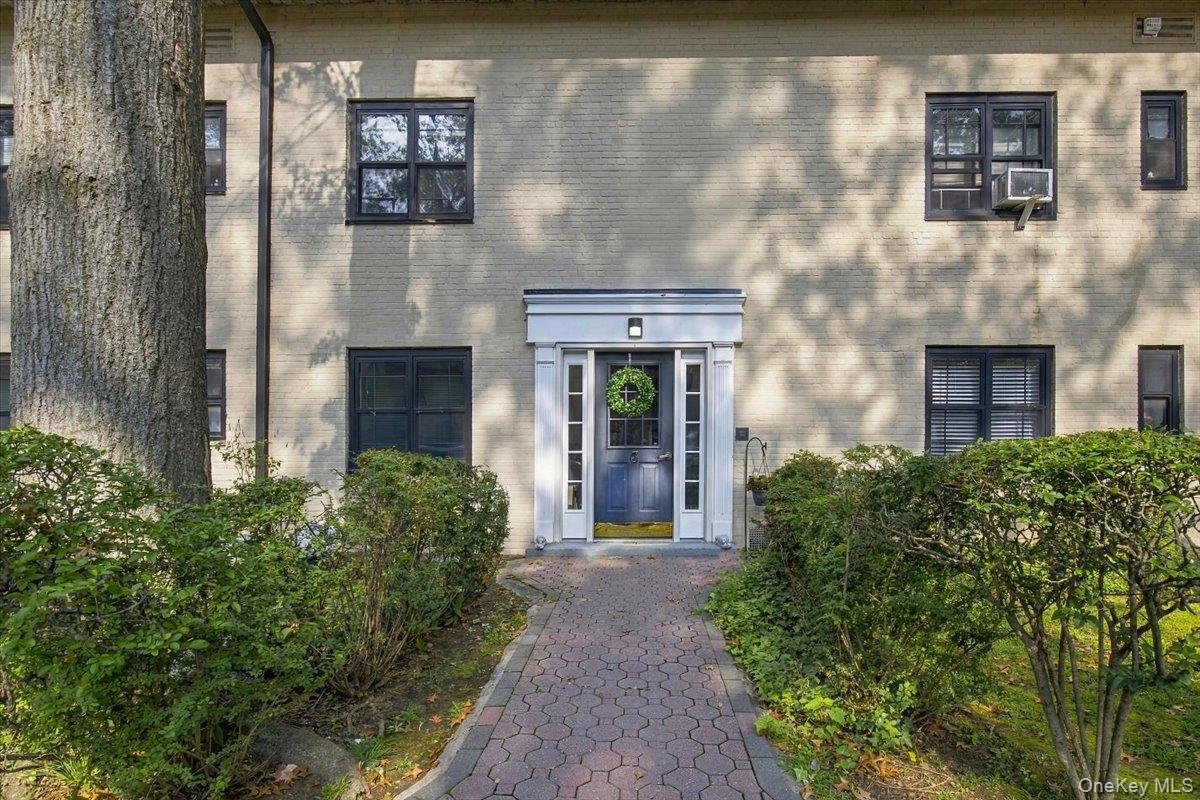Welcome to this charming top-floor residence tucked away in the privat...
