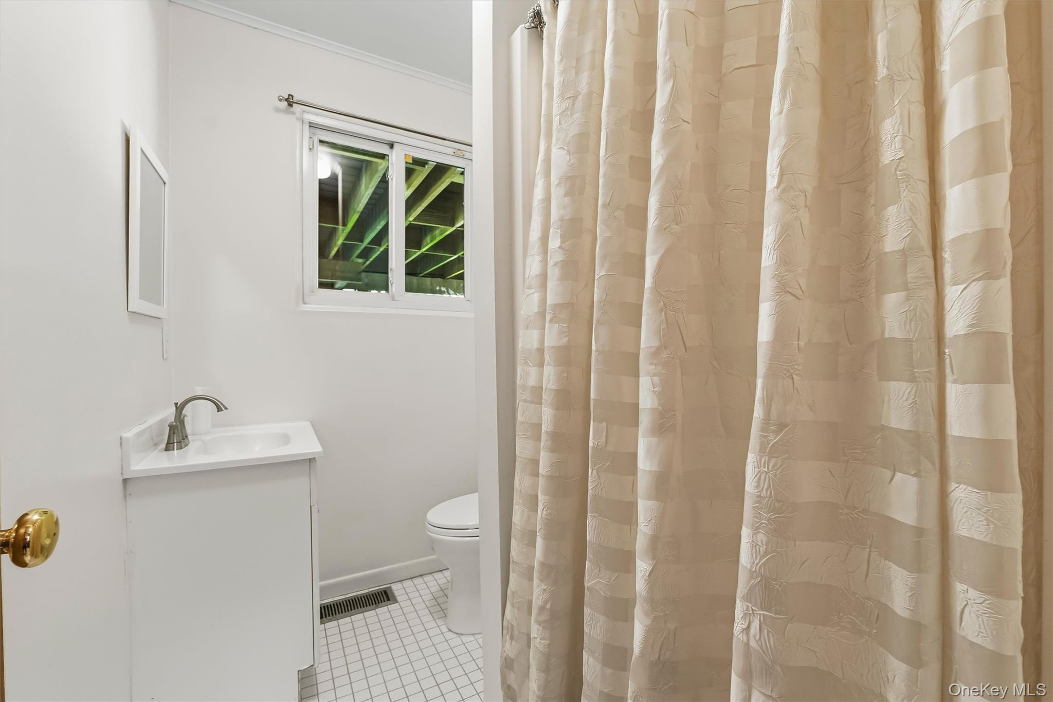 Photo 32 of this property