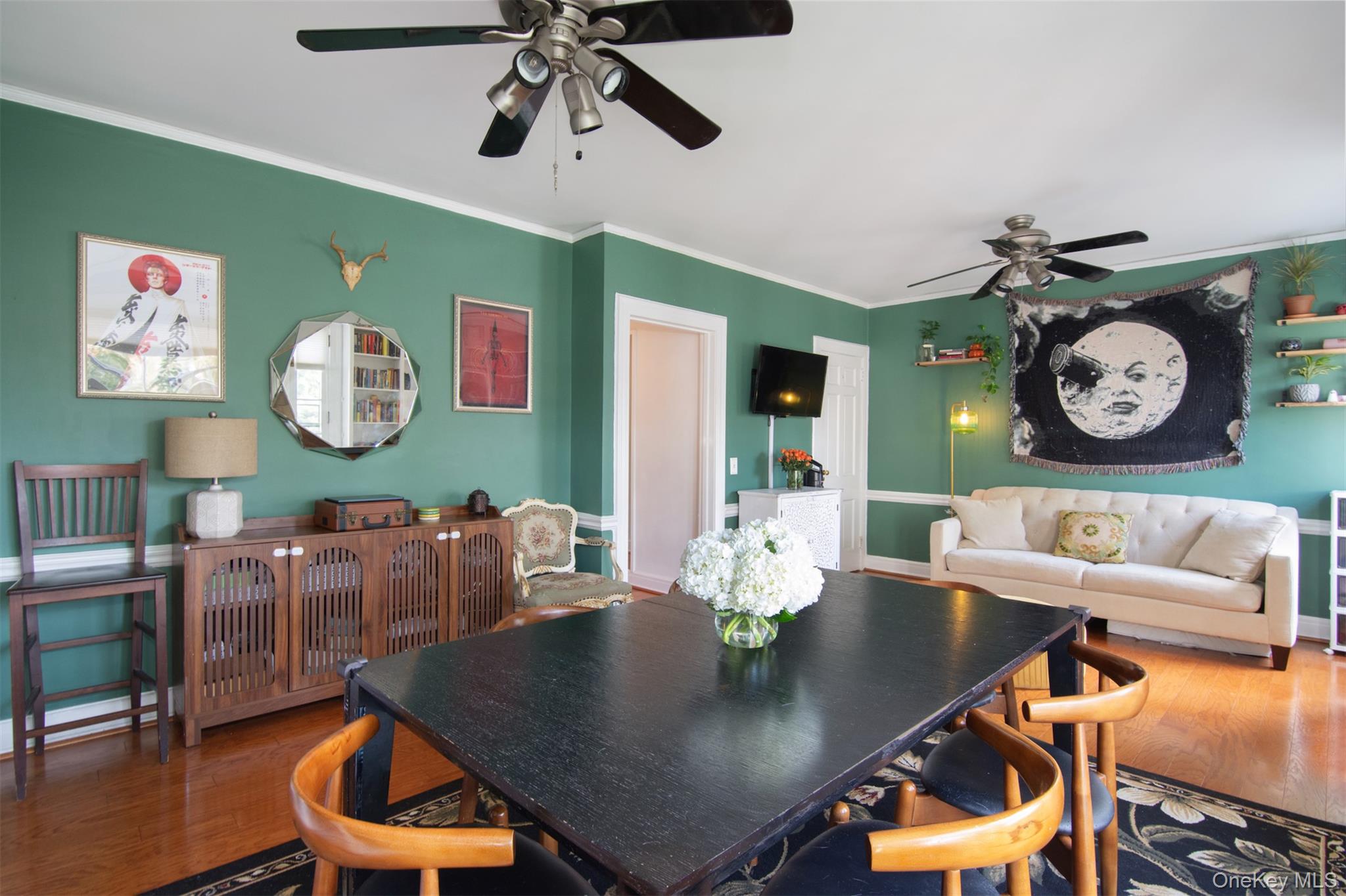 Photo 6 of this property