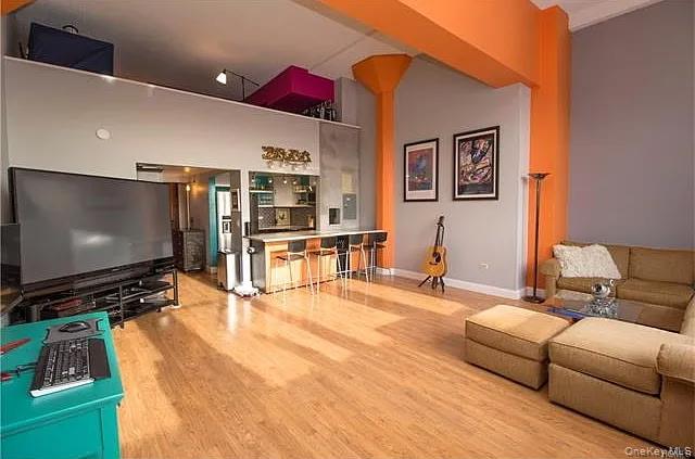 Photo 3 of this property