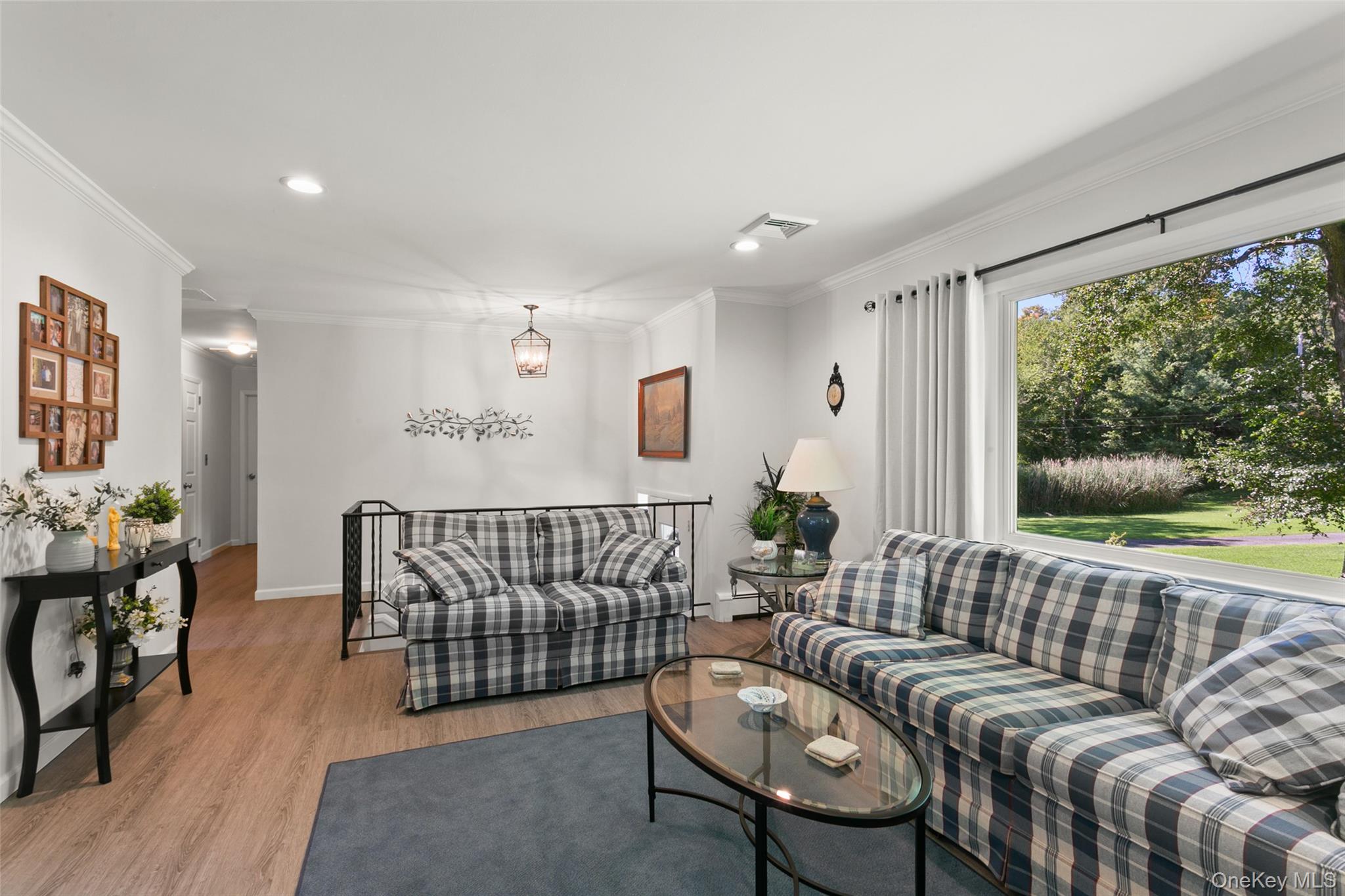 Photo 4 of this property