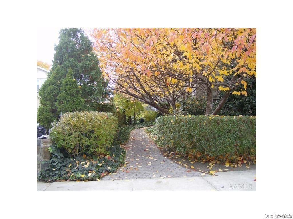 Photo 6 of this property