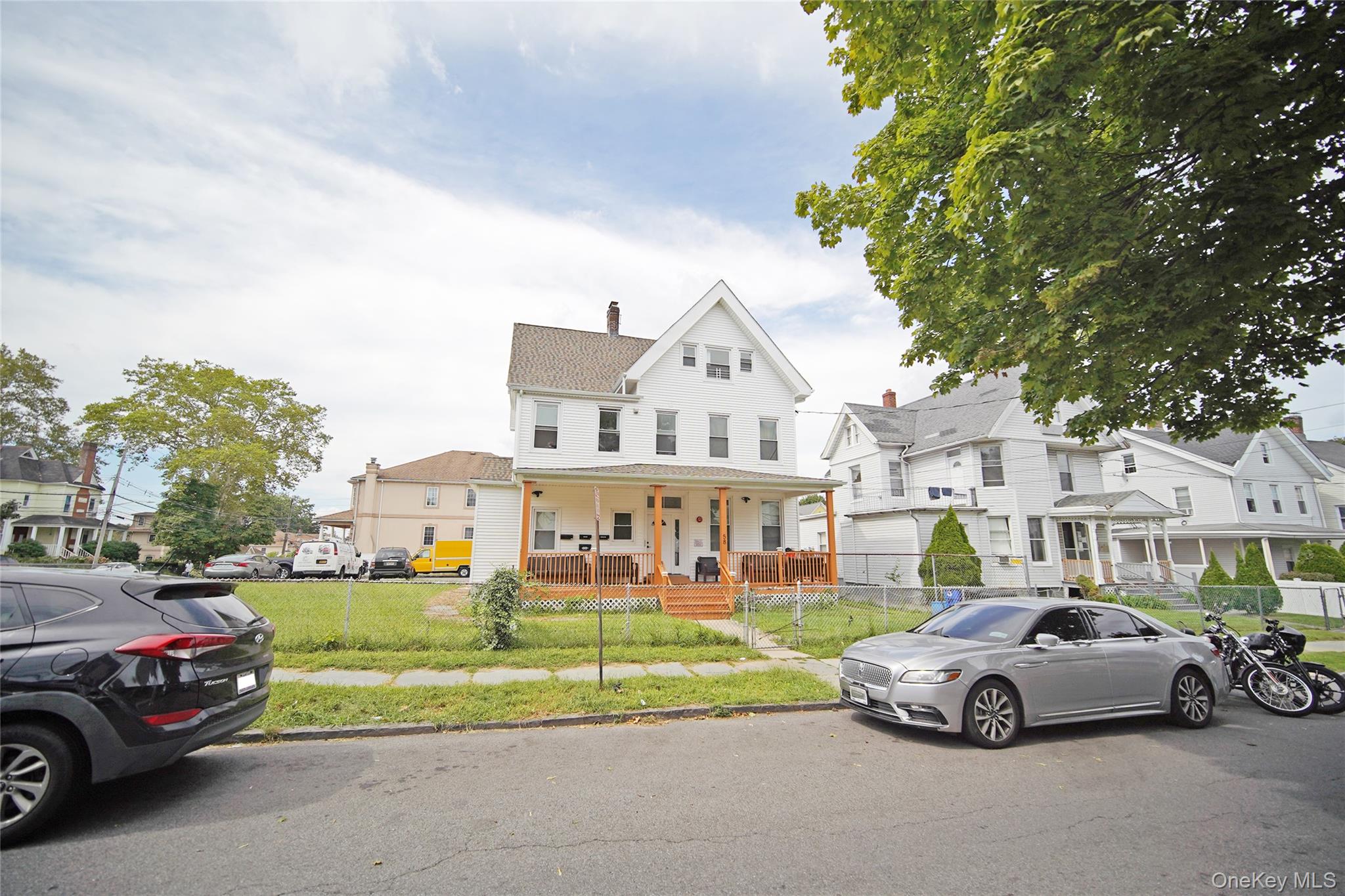 Spacious 1-Bedroom Apartment | 58 S 11th Ave, Mount Vernon, NY

Welcom...