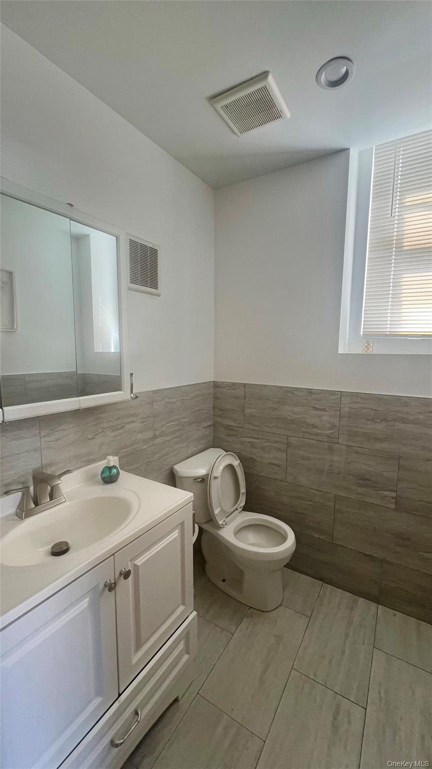 Photo 6 of this property