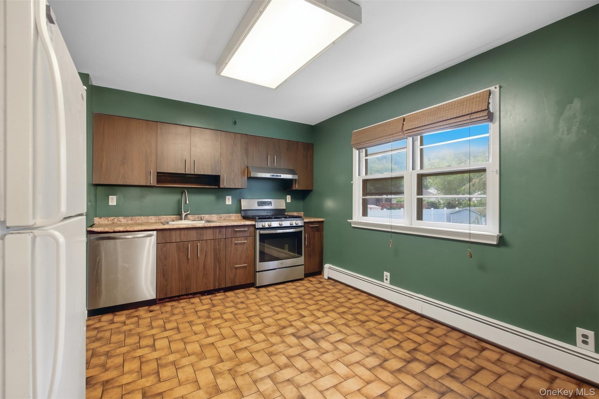 Photo 11 of this property