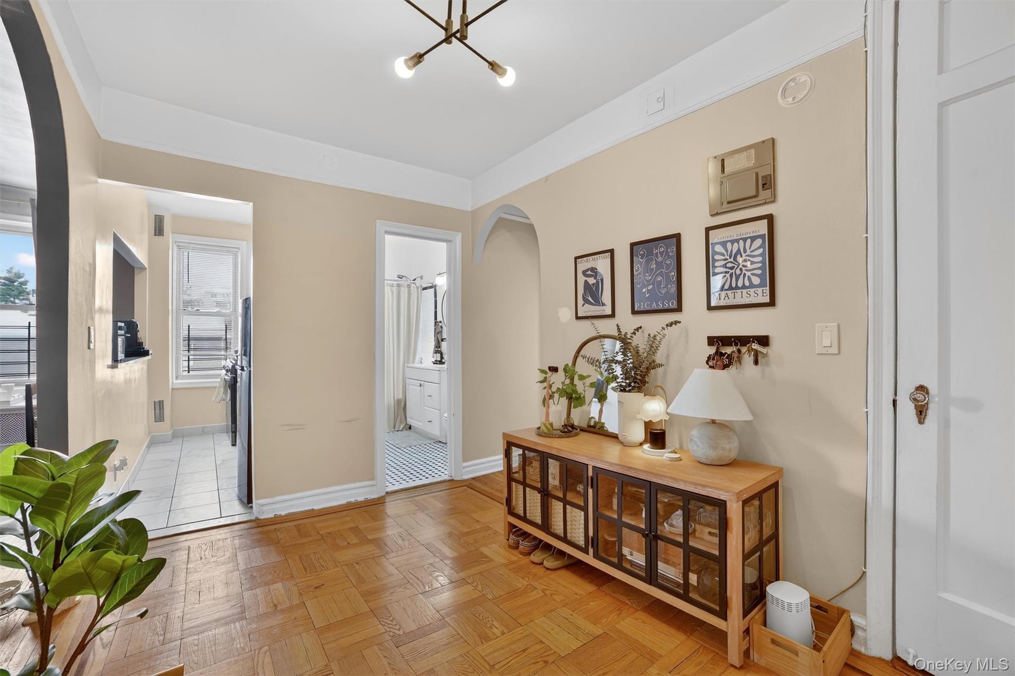 Photo 4 of this property