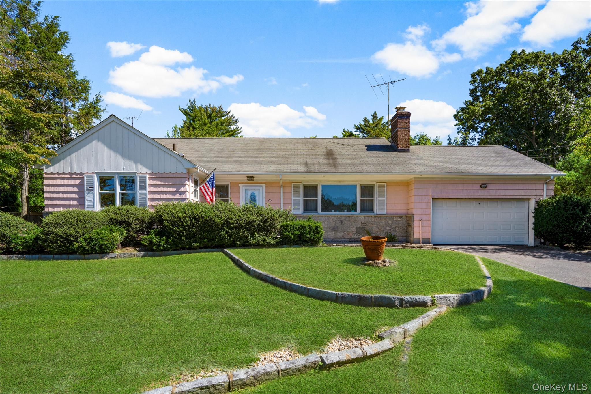 Photo 4 of this property