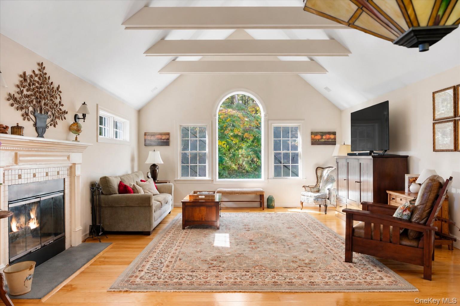 Photo 4 of this property