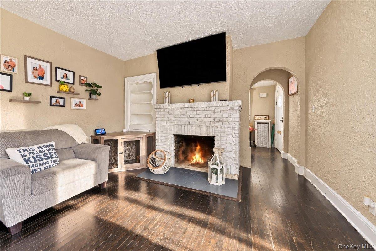 Photo 6 of this property
