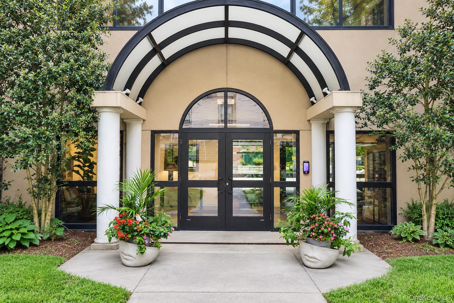 Welcome to the highly sought-after Orchid Condominiums! This spacious...