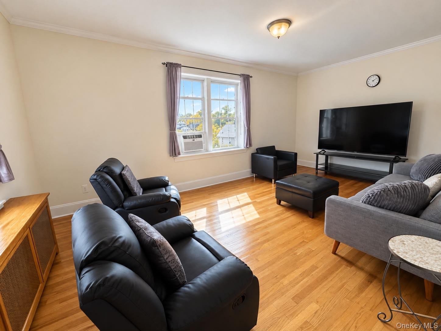 Photo 6 of this property