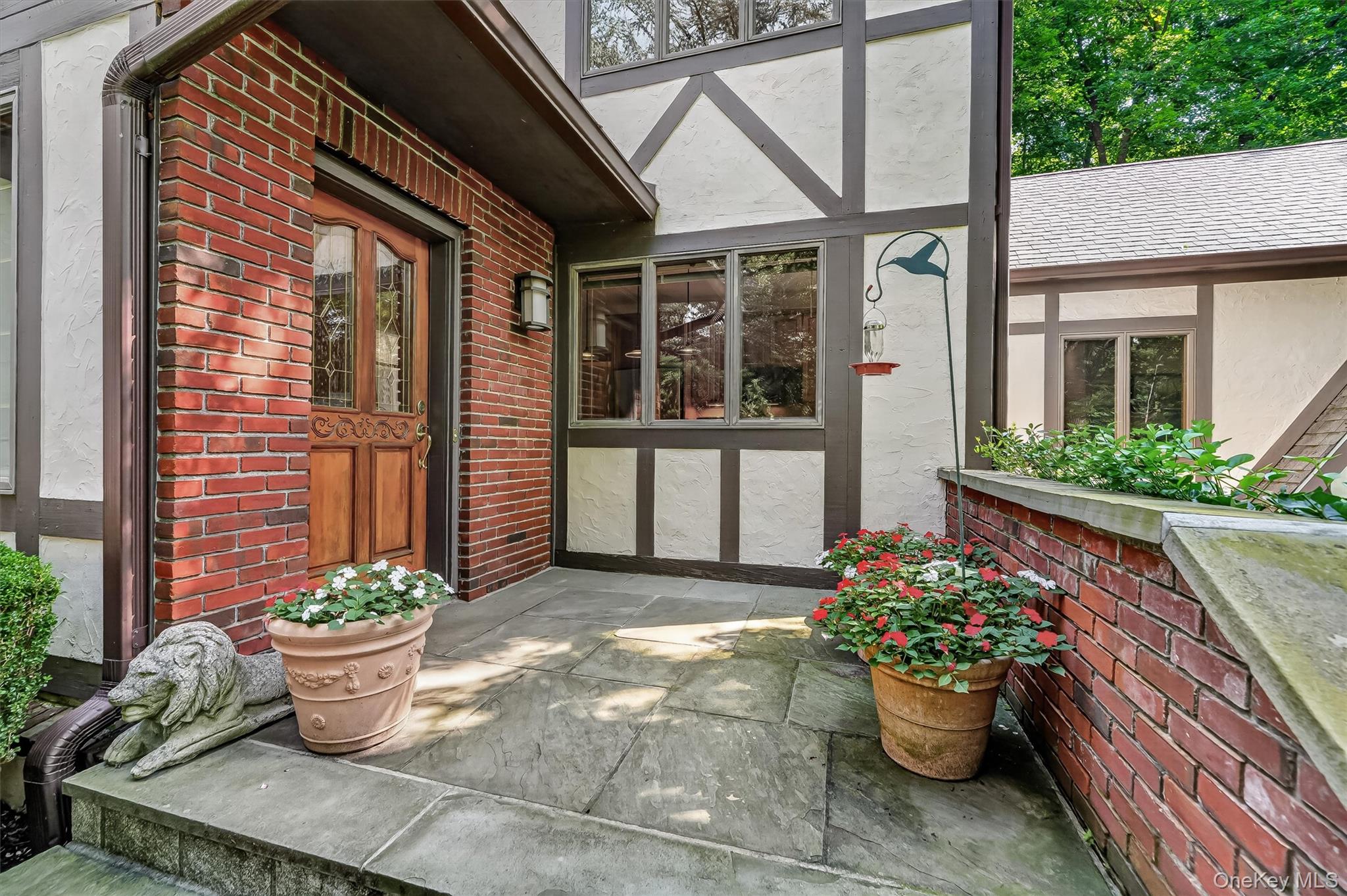 Photo 4 of this property