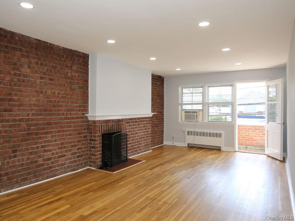 Photo 3 of this property