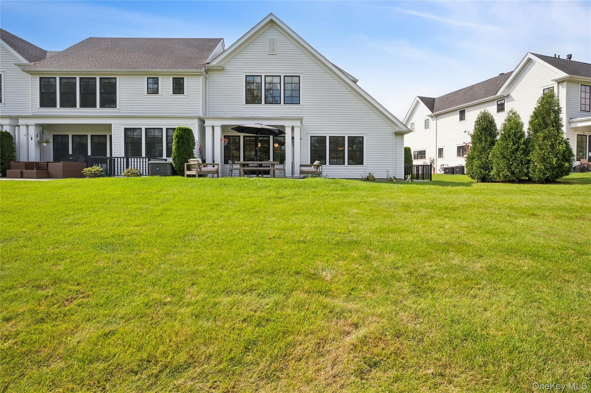 Photo 4 of this property