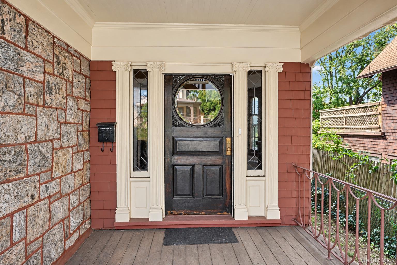 Photo 4 of this property