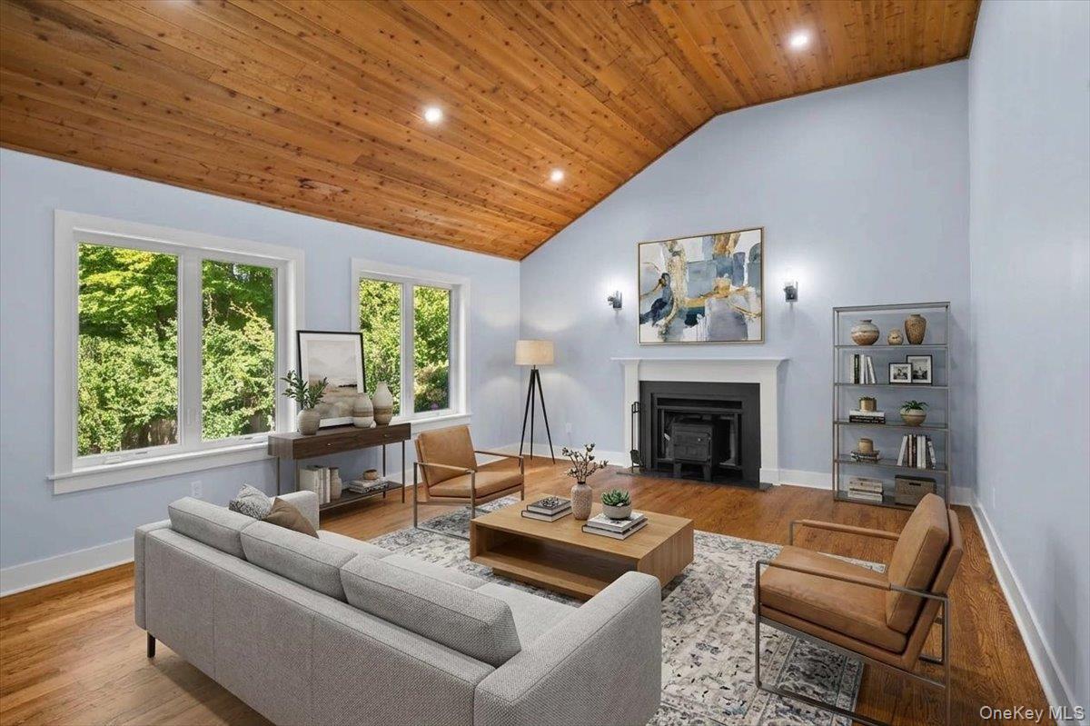 Photo 4 of this property
