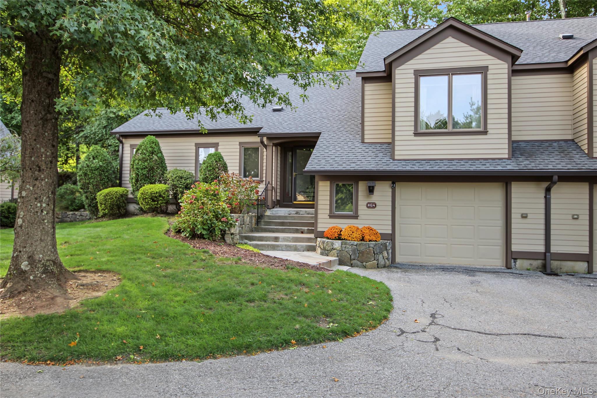 A TRUE GEM AT HERITAGE HILLS! Discover exceptional luxury and effortle...