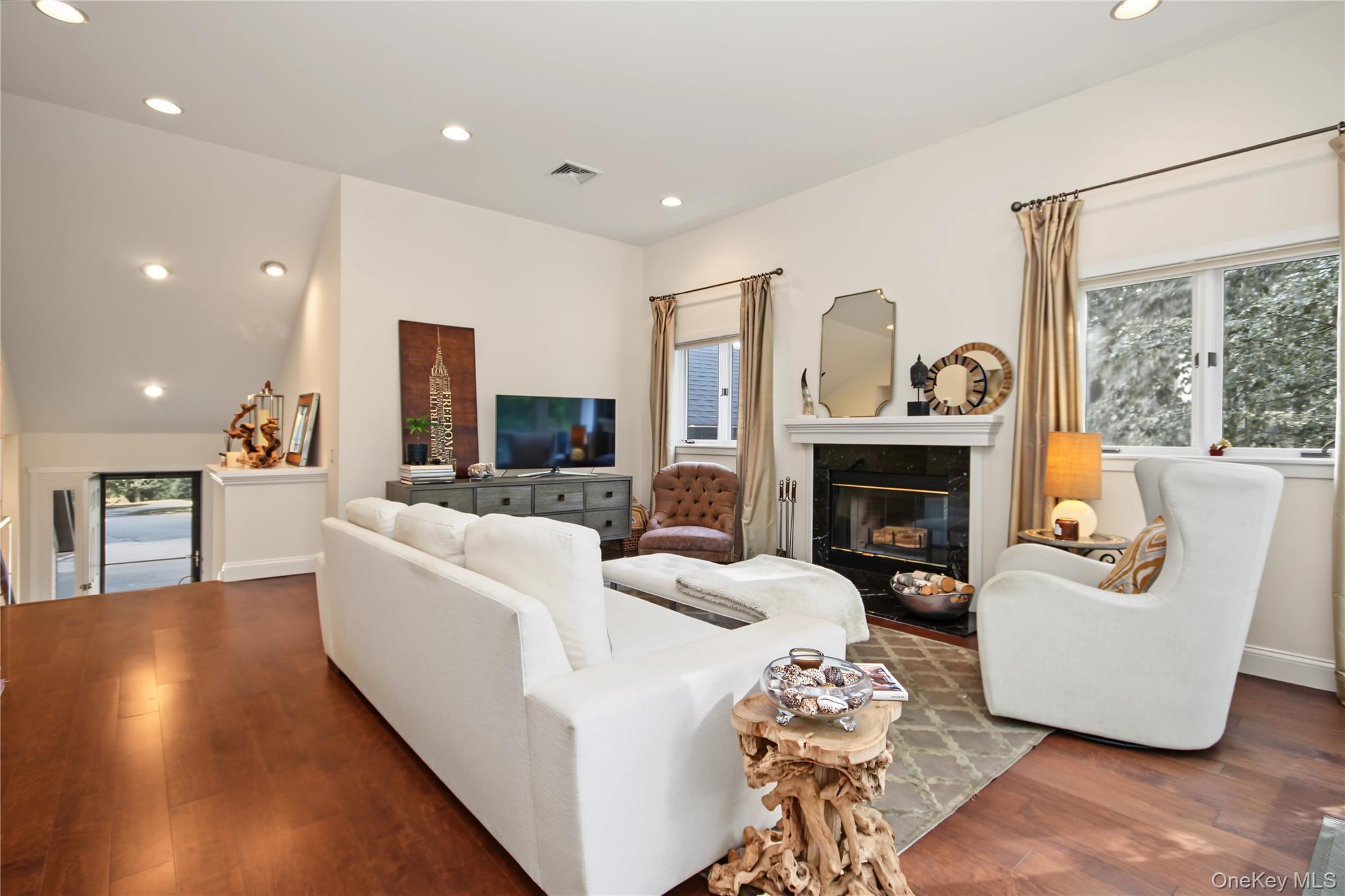 Photo 7 of this property
