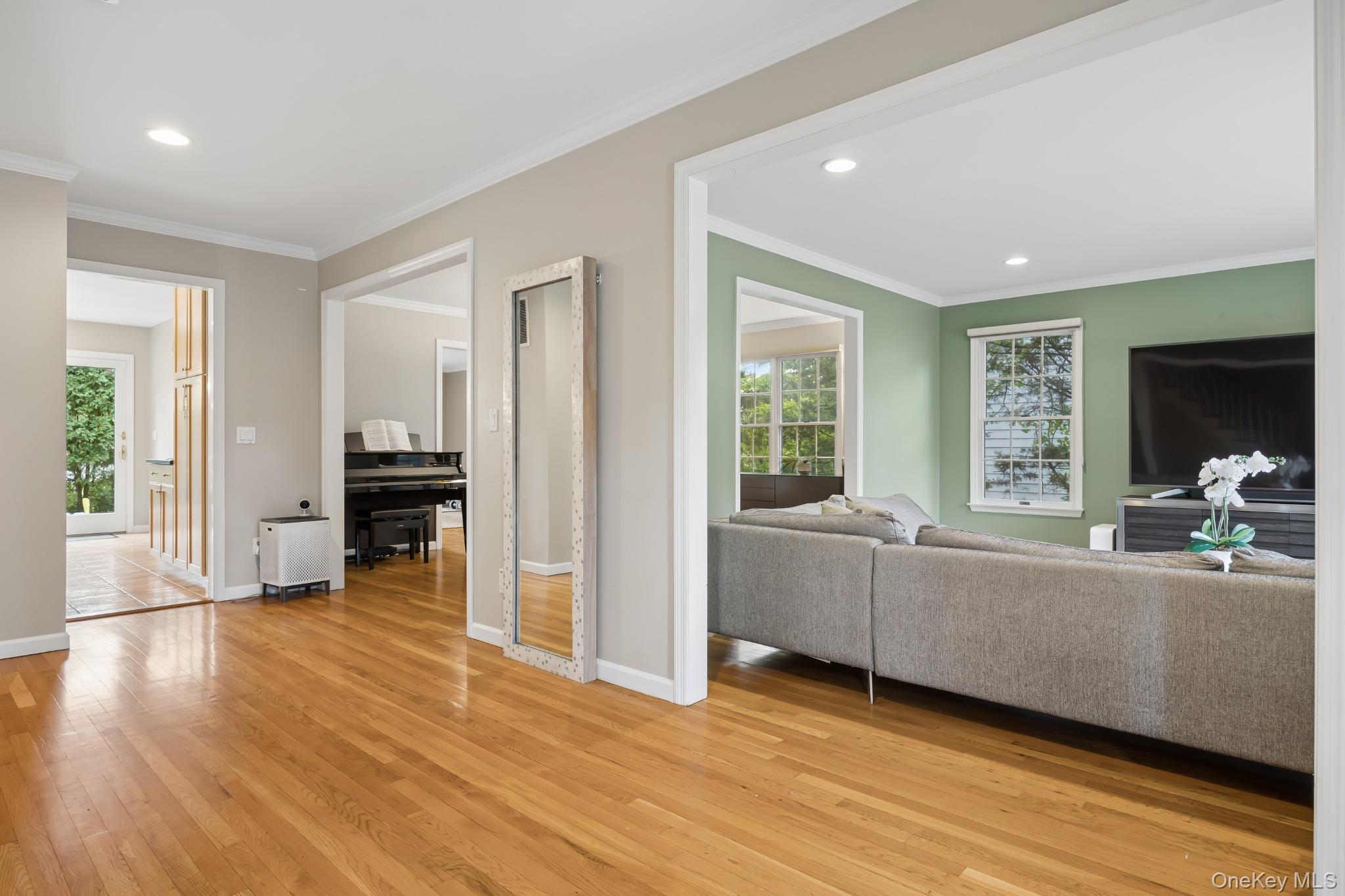 Photo 4 of this property