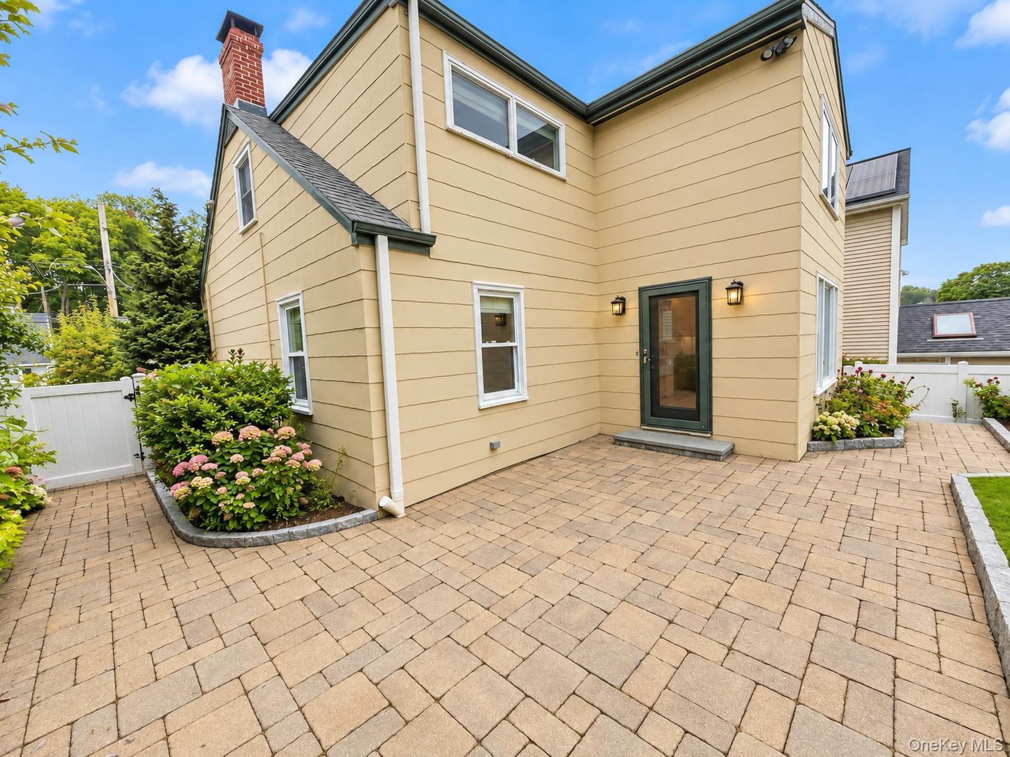 Photo 19 of this property