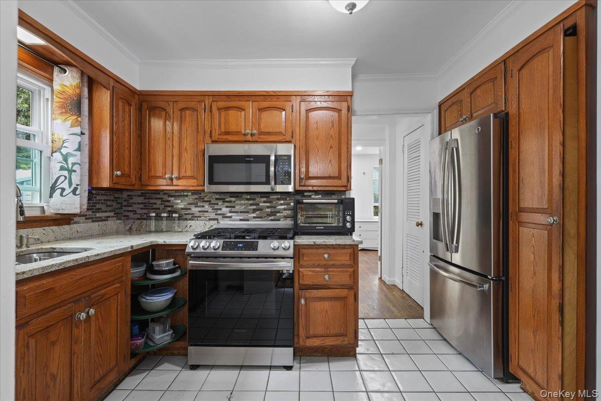 Photo 11 of this property
