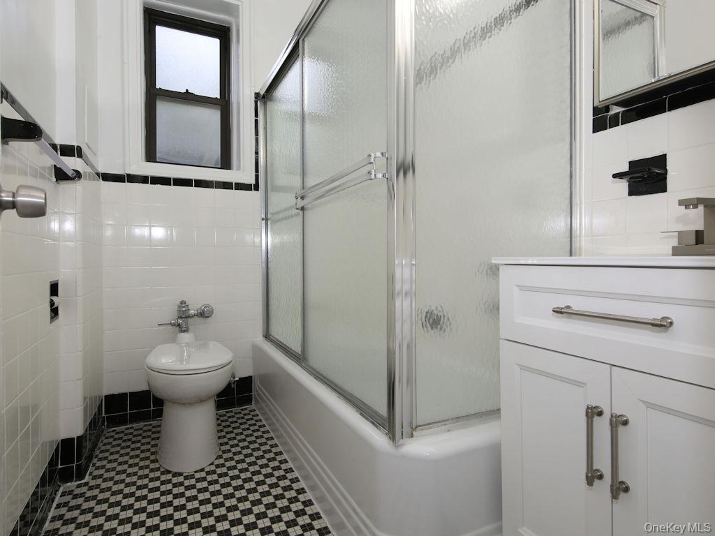 Photo 6 of this property