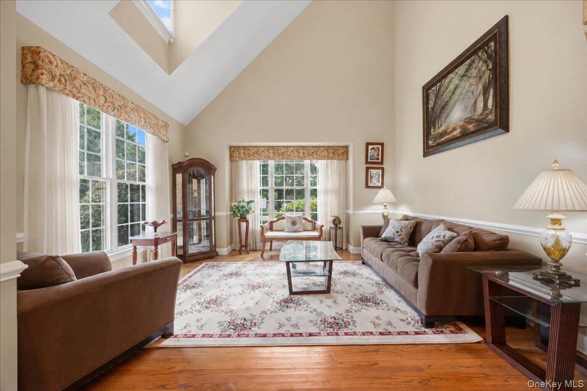 Photo 4 of this property