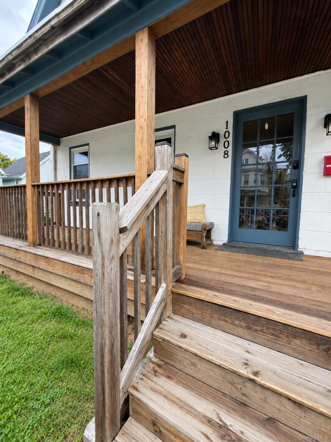 Photo 4 of this property