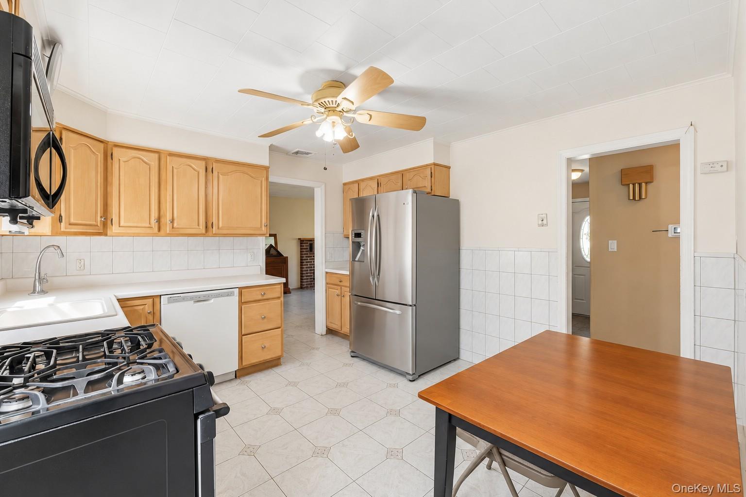 Photo 5 of this property