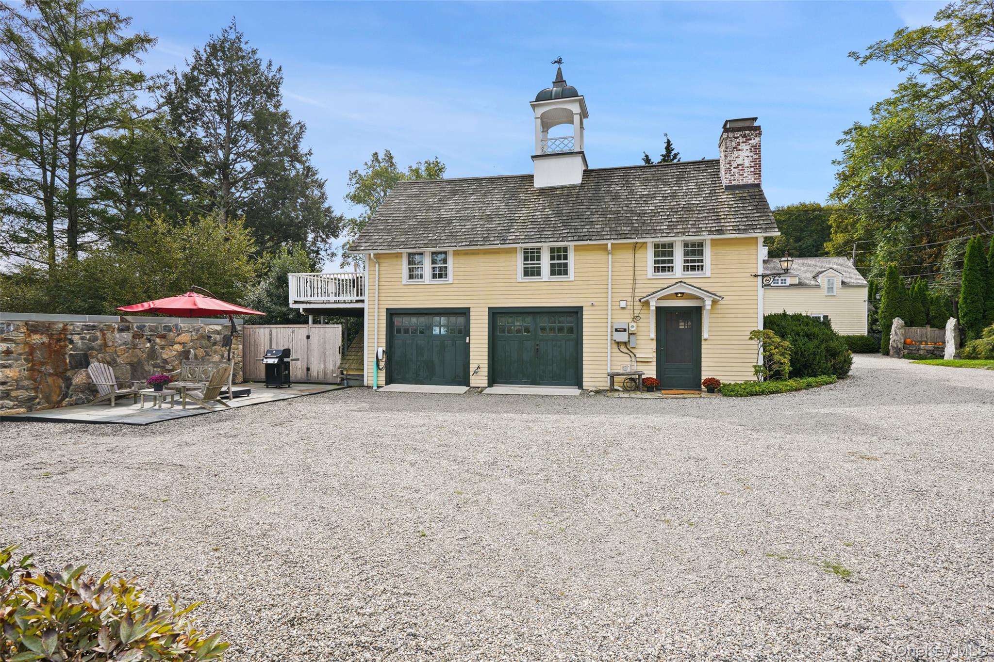 Photo 3 of this property