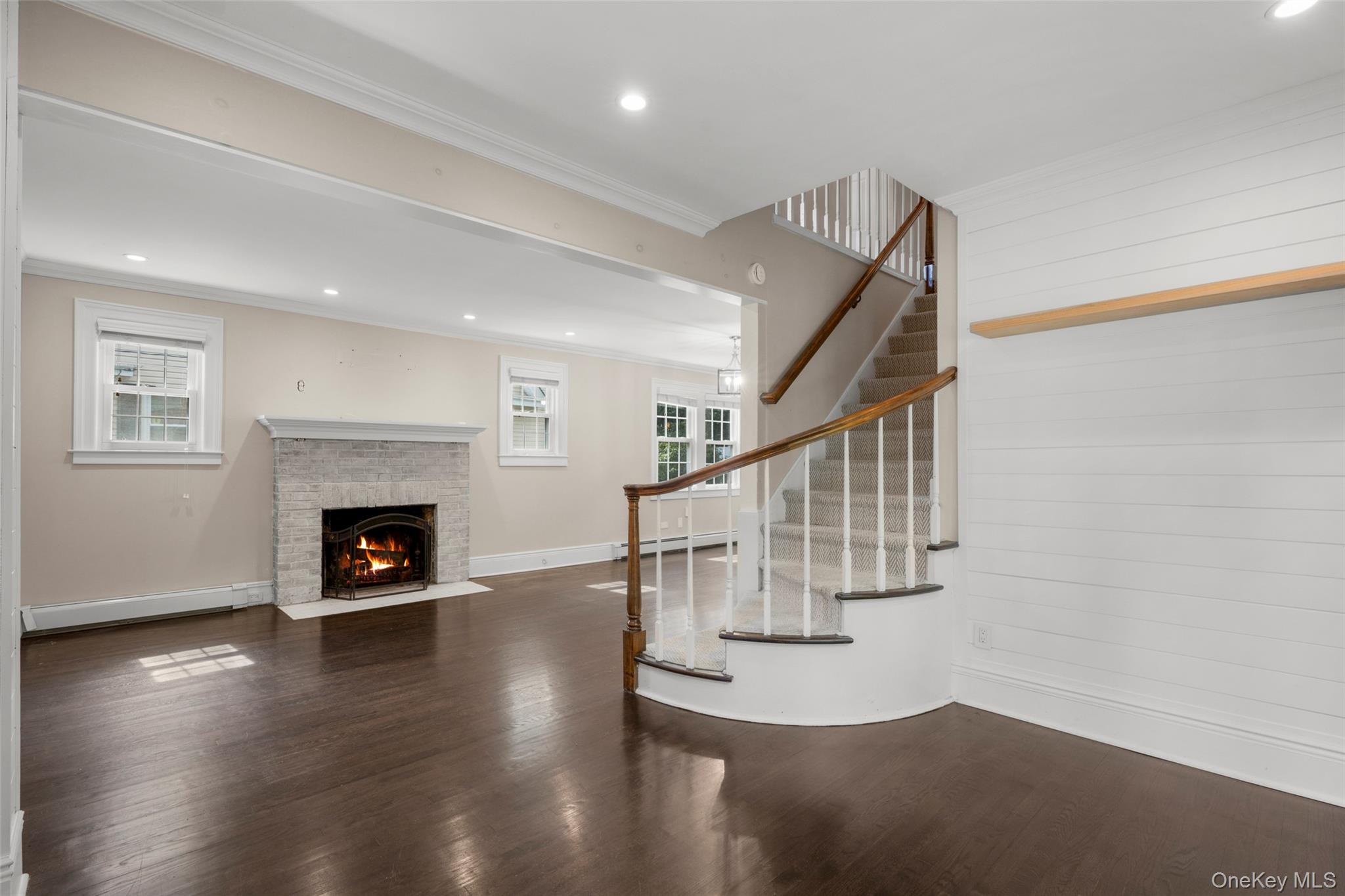 Photo 4 of this property