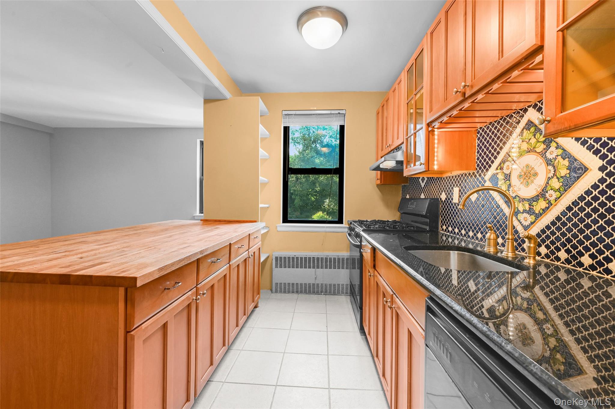 Photo 6 of this property