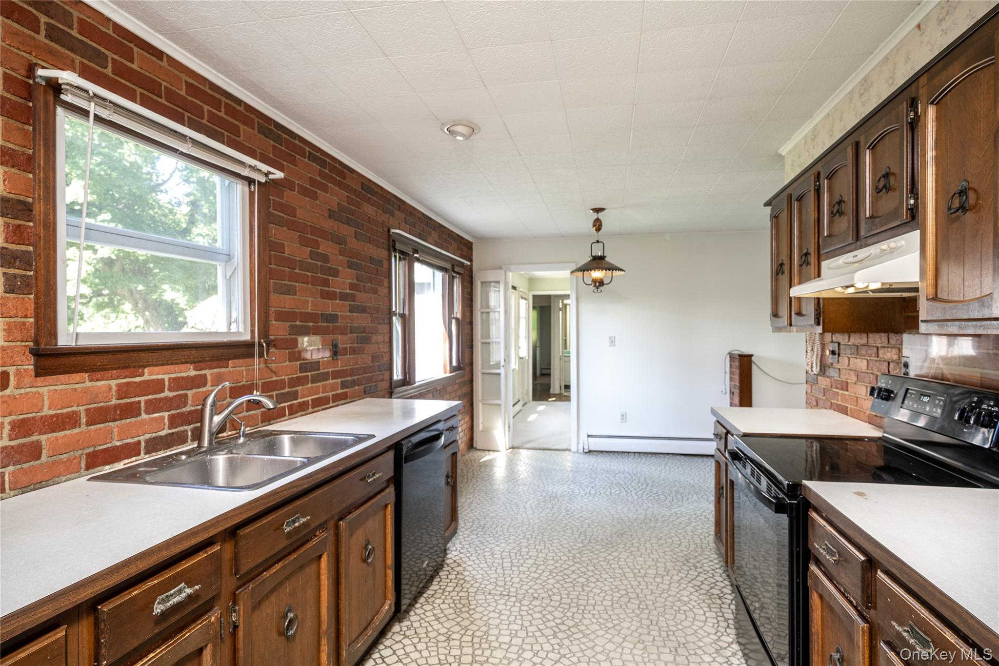 Photo 9 of this property